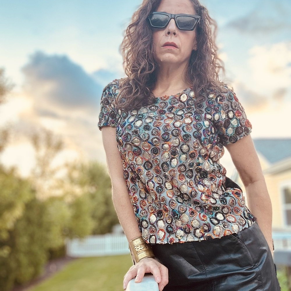 Chic Sequin Short Sleeve Top